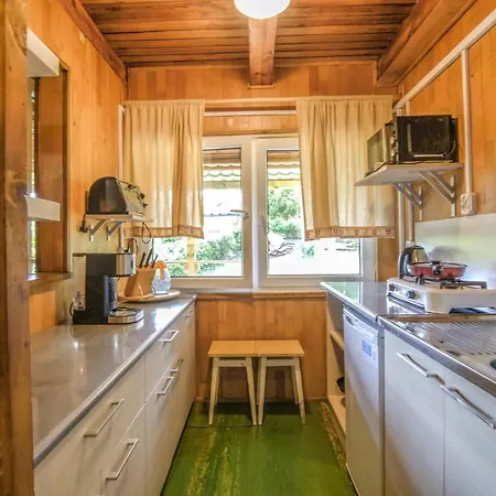 2 Bedroom Amazing In Дом отдыха *